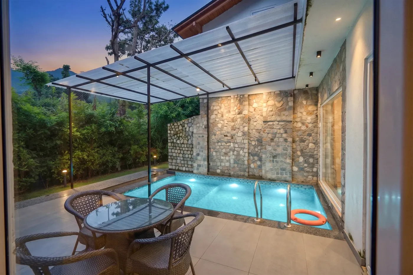 Private Pool Villa and the property — photo 3